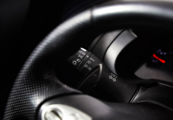 Подержанный автомобиль Infiniti FX 2008 года (20 фото)