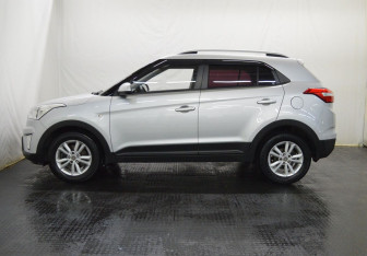 Подержанный автомобиль Hyundai Creta 2016 года (8 фото)