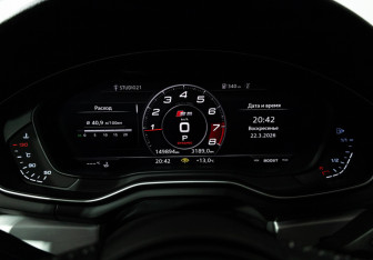 Подержанный автомобиль Audi A5 Coupe 2016 года (12 фото)