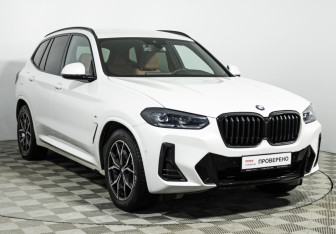 Подержанный автомобиль BMW X3 2021 года (3 фото)