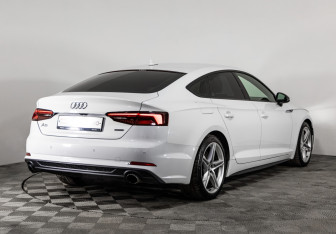 Подержанный автомобиль Audi A5 Liftback 2019 года (5 фото)
