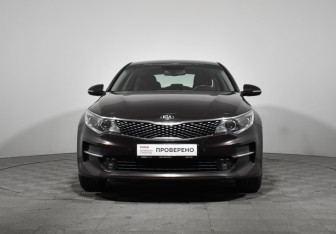 Подержанный автомобиль Kia Optima Sedan 2017 года (2 фото)