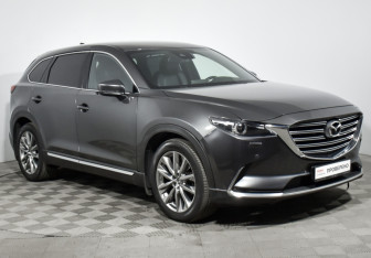 Подержанный автомобиль Mazda CX-9 2017 года (3 фото)