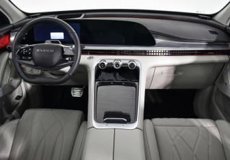 Подержанный автомобиль Exeed RX 2023 года (15 фото)