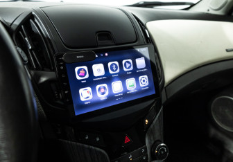 Подержанный автомобиль Chevrolet Cruze Hatchback 2013 года (15 фото)