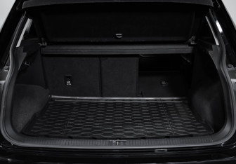 Подержанный автомобиль Volkswagen Tiguan 2019 года (31 фото)