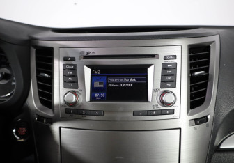 Подержанный автомобиль Subaru Outback Wagon 2012 года (11 фото)