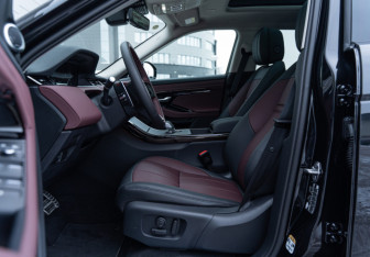 Новый Land Rover Range Rover Evoque 2025 (9 фото)