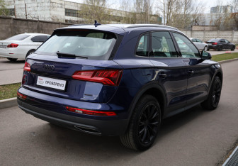 Подержанный автомобиль Audi Q5 2018 года (4 фото)