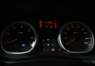 Подержанный автомобиль Renault Duster 2014 года (12 фото)