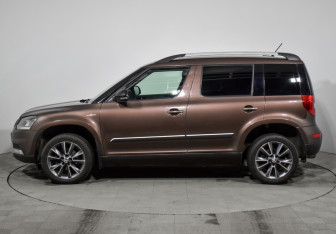 Подержанный автомобиль Skoda Yeti 2016 года (8 фото)