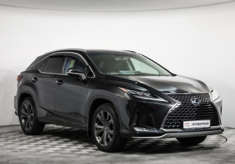 Подержанный автомобиль Lexus RX 2019 года (3 фото)