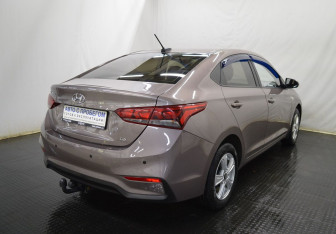 Подержанный автомобиль Hyundai Solaris Sedan 2019 года (5 фото)