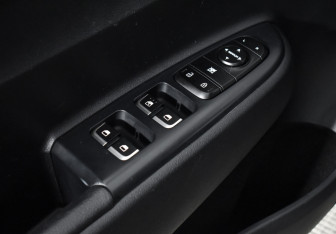 Подержанный автомобиль Kia Rio Sedan 2019 года (10 фото)