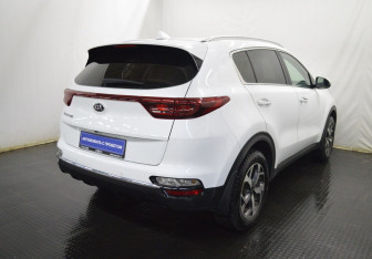 Подержанный автомобиль Kia Sportage 2020 года (5 фото)