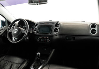 Подержанный автомобиль Volkswagen Tiguan 2012 года (9 фото)