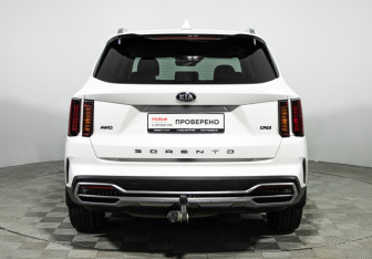 Подержанный автомобиль Kia Sorento 2020 года (6 фото)