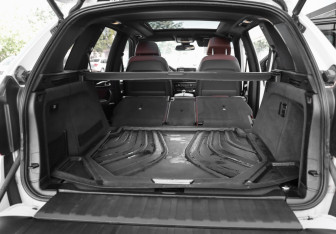 Подержанный автомобиль BMW X5 2017 года (39 фото)