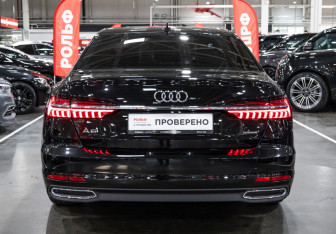 Подержанный автомобиль Audi A6 Sedan 2021 года (8 фото)