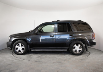 Подержанный автомобиль Chevrolet TrailBlazer 2006 года (8 фото)