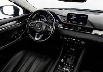 Подержанный автомобиль Mazda 6 Sedan 2022 года (15 фото)