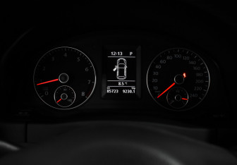 Подержанный автомобиль Volkswagen Golf Plus 2013 года (17 фото)