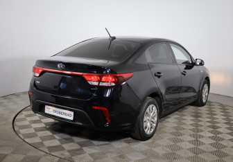 Подержанный автомобиль Kia Rio Sedan 2017 года (5 фото)