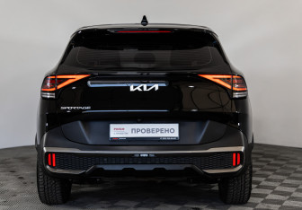 Подержанный автомобиль Kia Sportage 2023 года (6 фото)