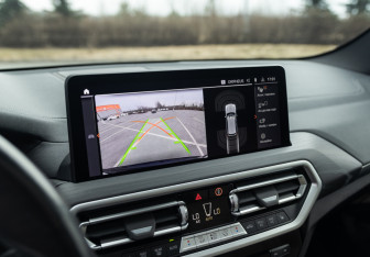 Подержанный автомобиль BMW X3 2021 года (27 фото)