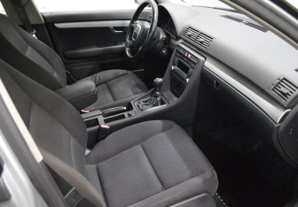 Подержанный автомобиль Audi A4 Sedan 2007 года (12 фото)