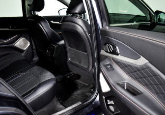 Подержанный автомобиль Exeed TXL 2023 года (12 фото)