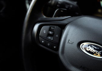 Подержанный автомобиль Ford Ranger 2024 года (16 фото)