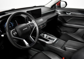 Подержанный автомобиль Haval Jolion 2021 года (9 фото)