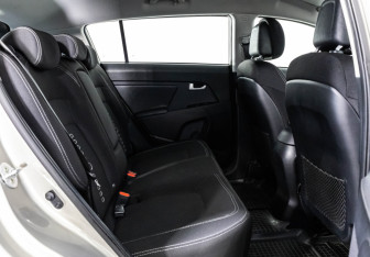 Подержанный автомобиль Kia Sportage 2015 года (17 фото)