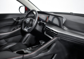 Подержанный автомобиль Changan CS35PLUS 2023 года (13 фото)