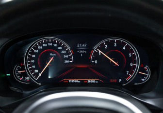Подержанный автомобиль BMW X3 2019 года (32 фото)