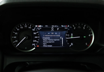 Подержанный автомобиль Land Rover Discovery Sport 2021 года (12 фото)