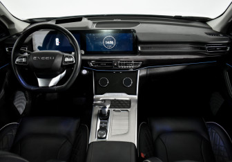 Подержанный автомобиль Exeed VX 2023 года (16 фото)