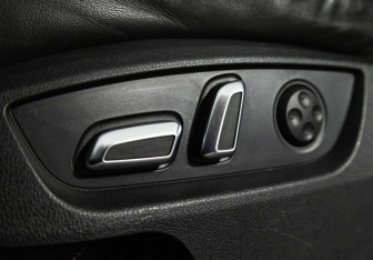 Подержанный автомобиль Audi Q7 2014 года (19 фото)