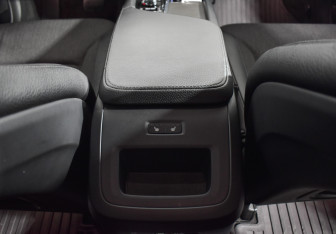 Подержанный автомобиль Volvo V90 Cross Country 2019 года (15 фото)