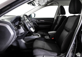 Подержанный автомобиль Nissan X-Trail 2018 года (18 фото)