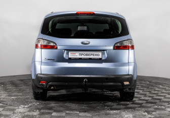 Подержанный автомобиль Ford S-MAX 2007 года (6 фото)