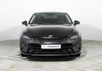Подержанный автомобиль Kia K5 2021 года (2 фото)