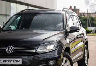 Подержанный автомобиль Volkswagen Tiguan 2013 года (2 фото)