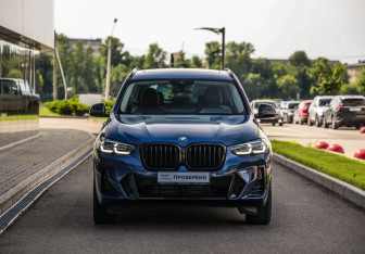 Подержанный автомобиль BMW X3 2021 года (4 фото)