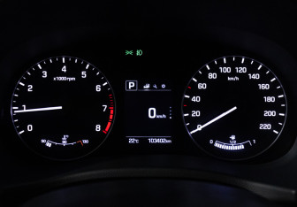 Подержанный автомобиль Hyundai Creta 2019 года (12 фото)