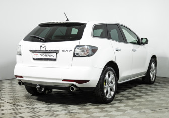 Подержанный автомобиль Mazda CX-7 2011 года (5 фото)