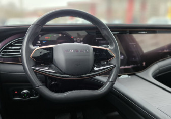 Подержанный автомобиль Exeed VX 2023 года (29 фото)