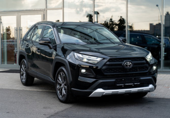 Новый Toyota RAV4 2025 (4 фото)
