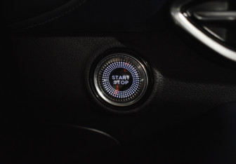 Подержанный автомобиль Voyah Free 2023 года (18 фото)